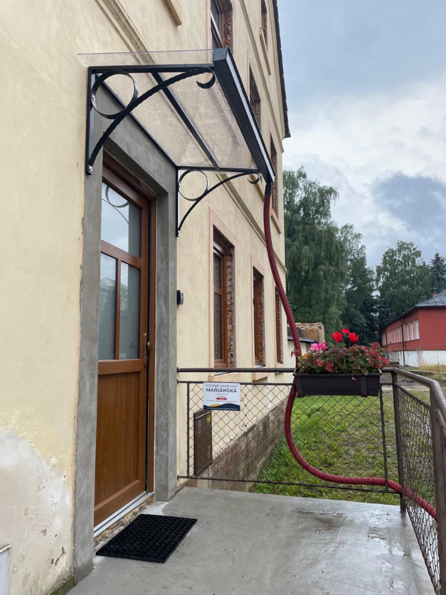 Rodinny Apartman Marianska Varnsdorf Bagian luar foto